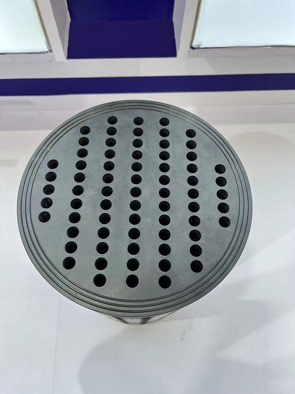 Блочный теплообменник из карбида кремния(SiC) Блочный теплообменник из карбида кремния(SiC)